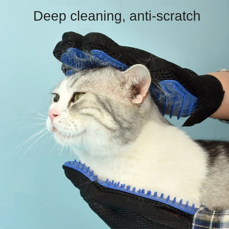 Pet grooming glove